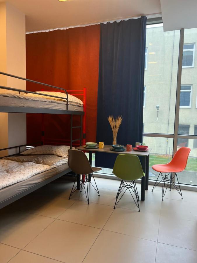 Hostel Fuchs Varsó Kültér fotó
